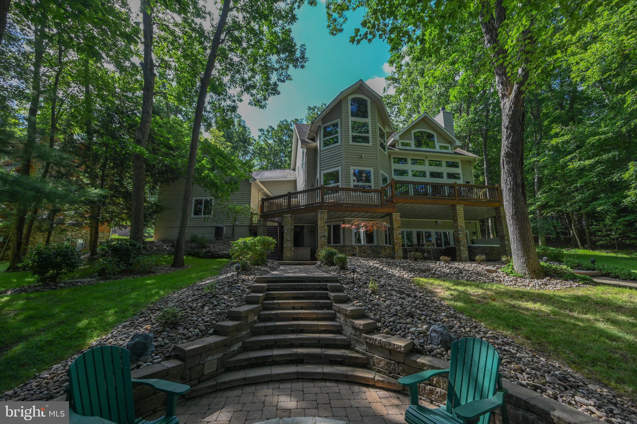 THOUSAND ACRES - Residential