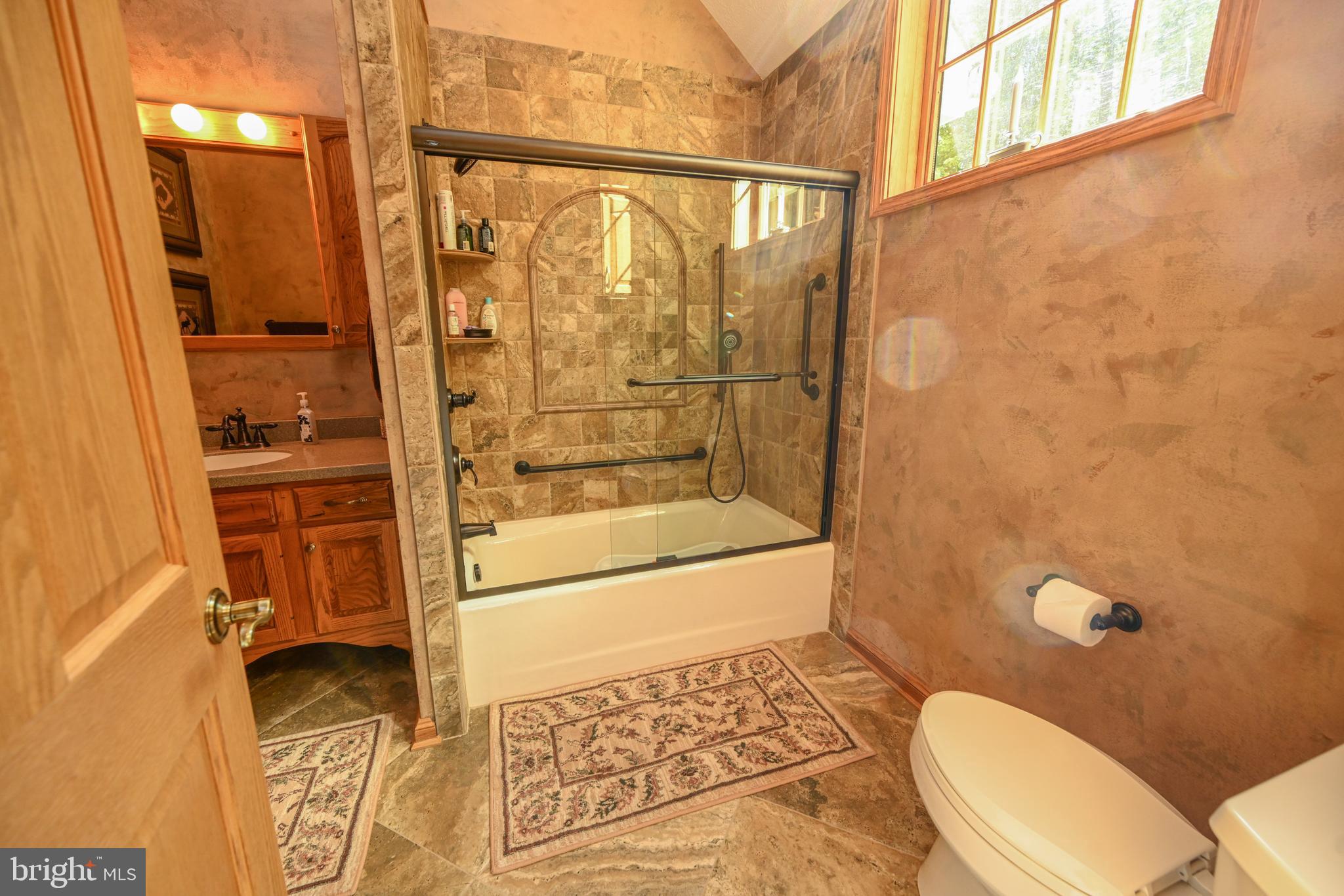 THOUSAND ACRES - Residential