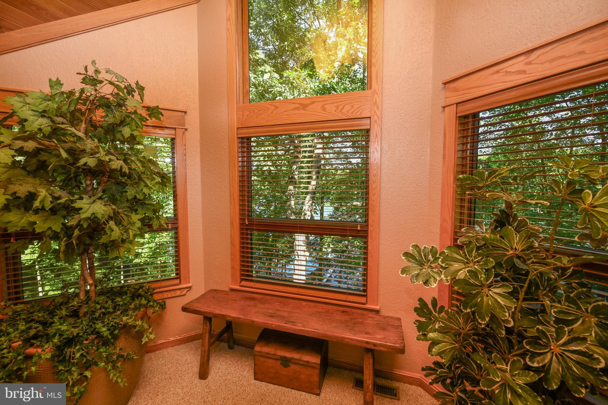 THOUSAND ACRES - Residential