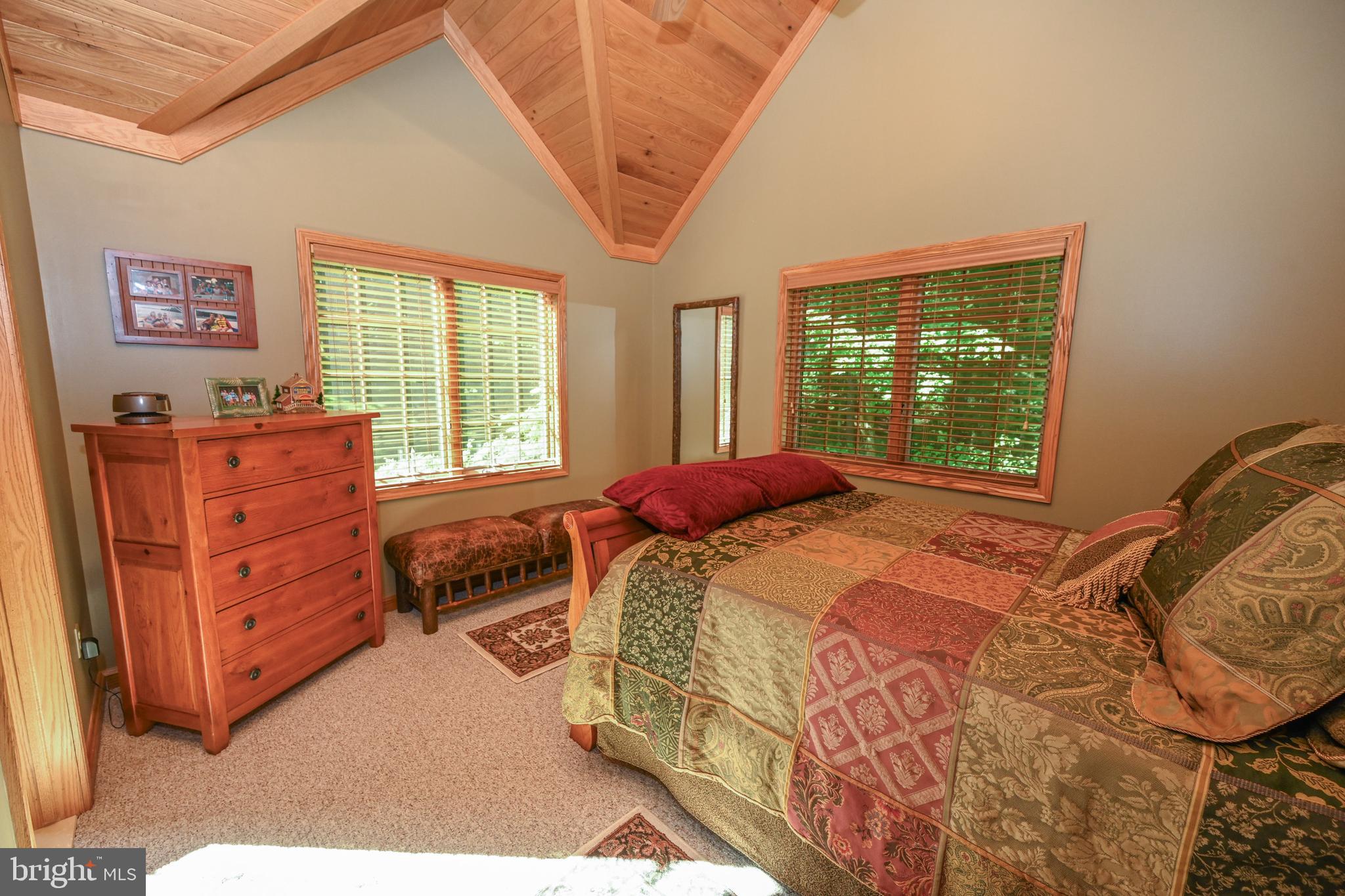 THOUSAND ACRES - Residential