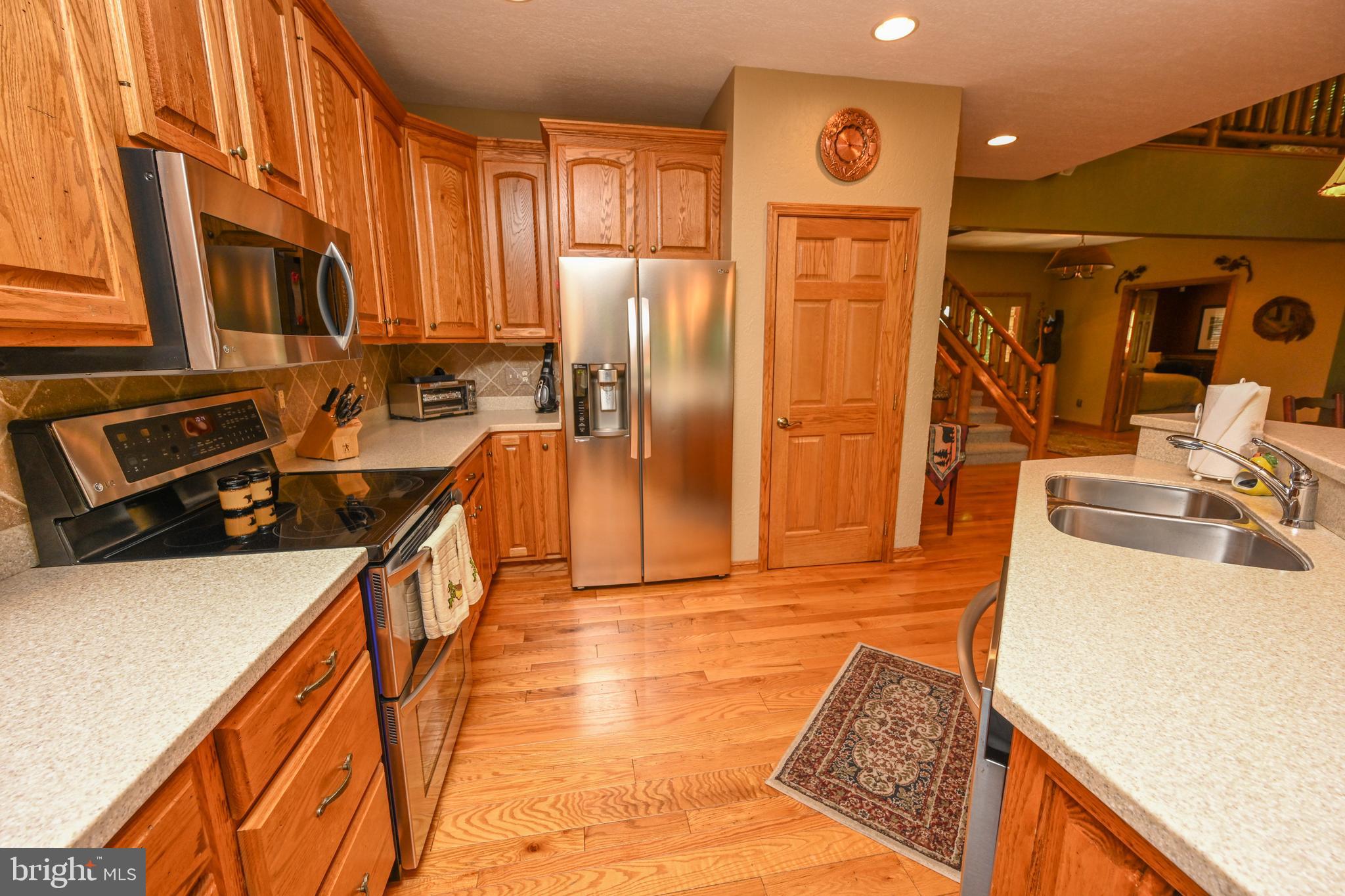 THOUSAND ACRES - Residential