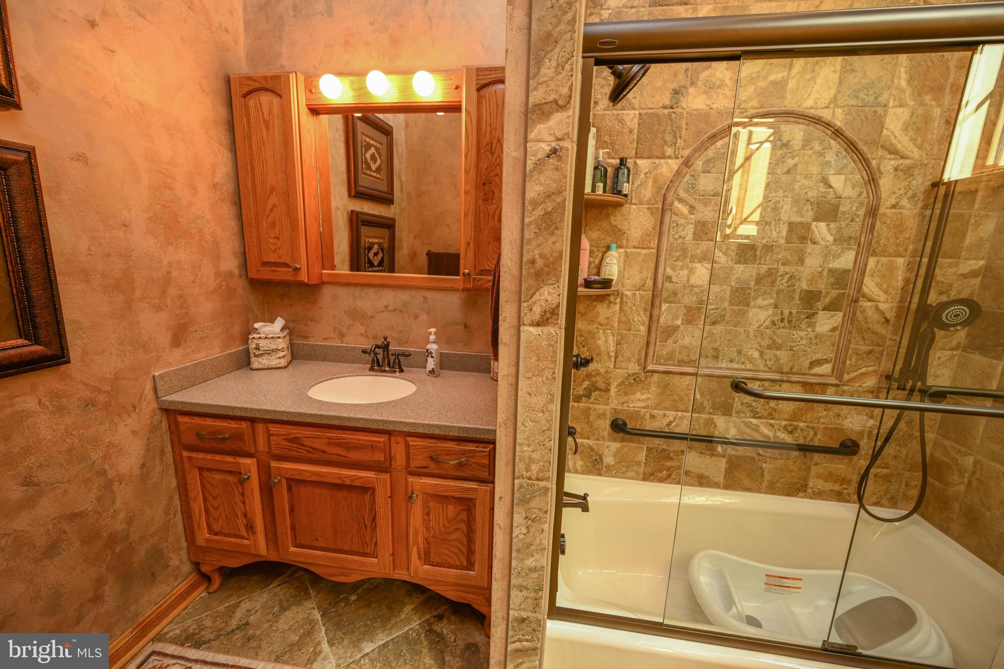 THOUSAND ACRES - Residential