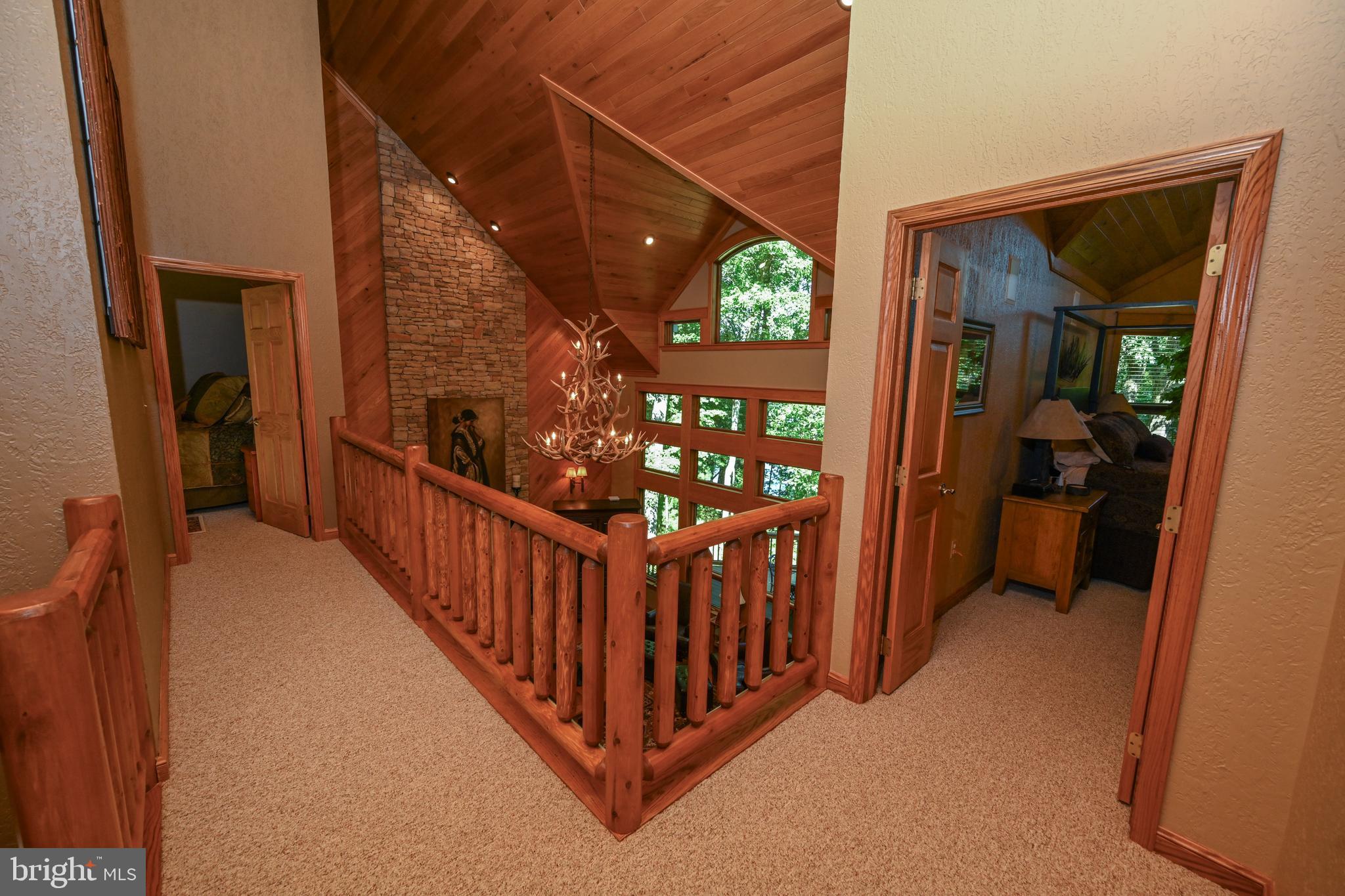 THOUSAND ACRES - Residential