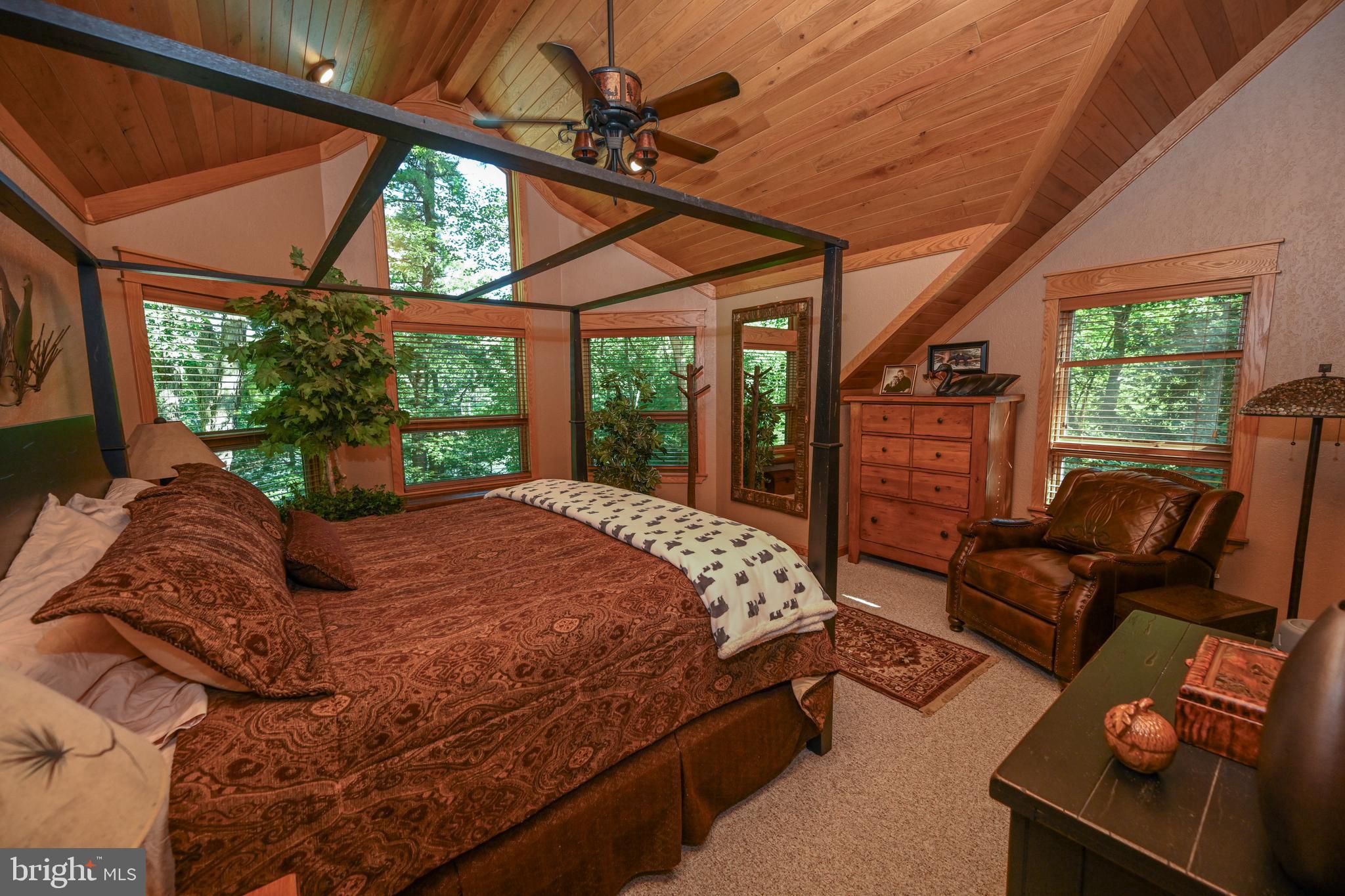 THOUSAND ACRES - Residential