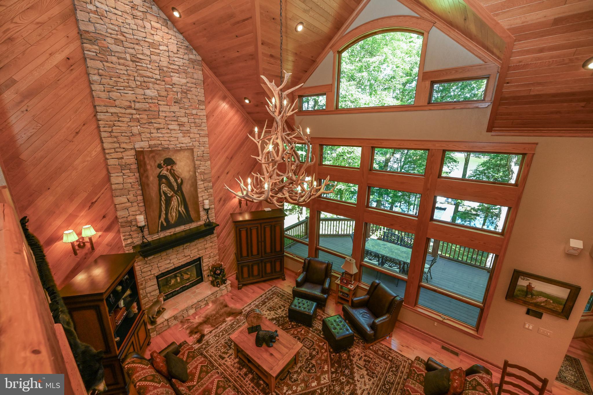 THOUSAND ACRES - Residential