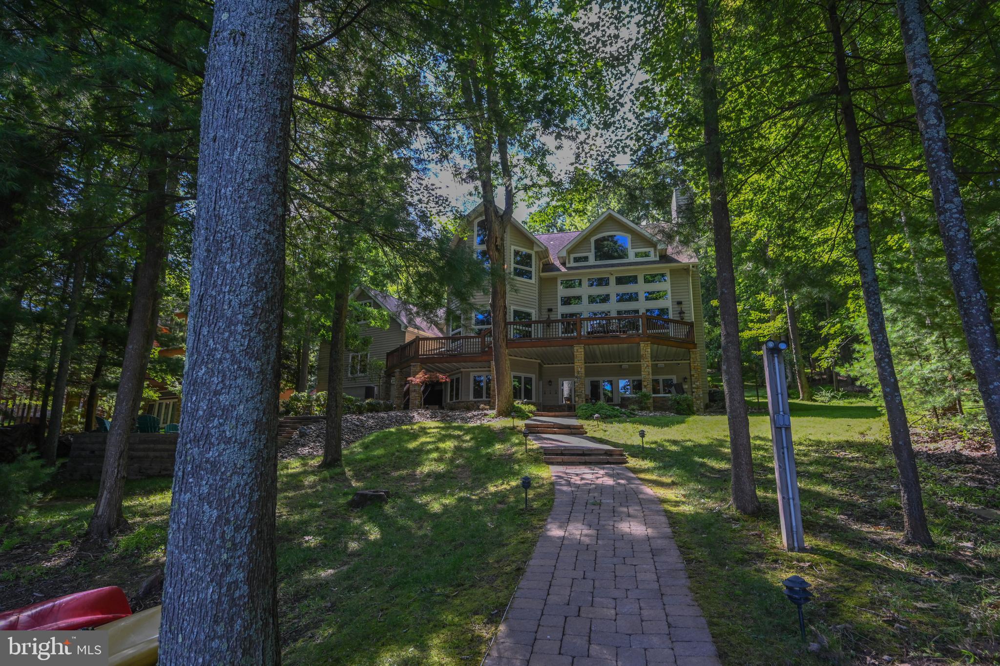 THOUSAND ACRES - Residential