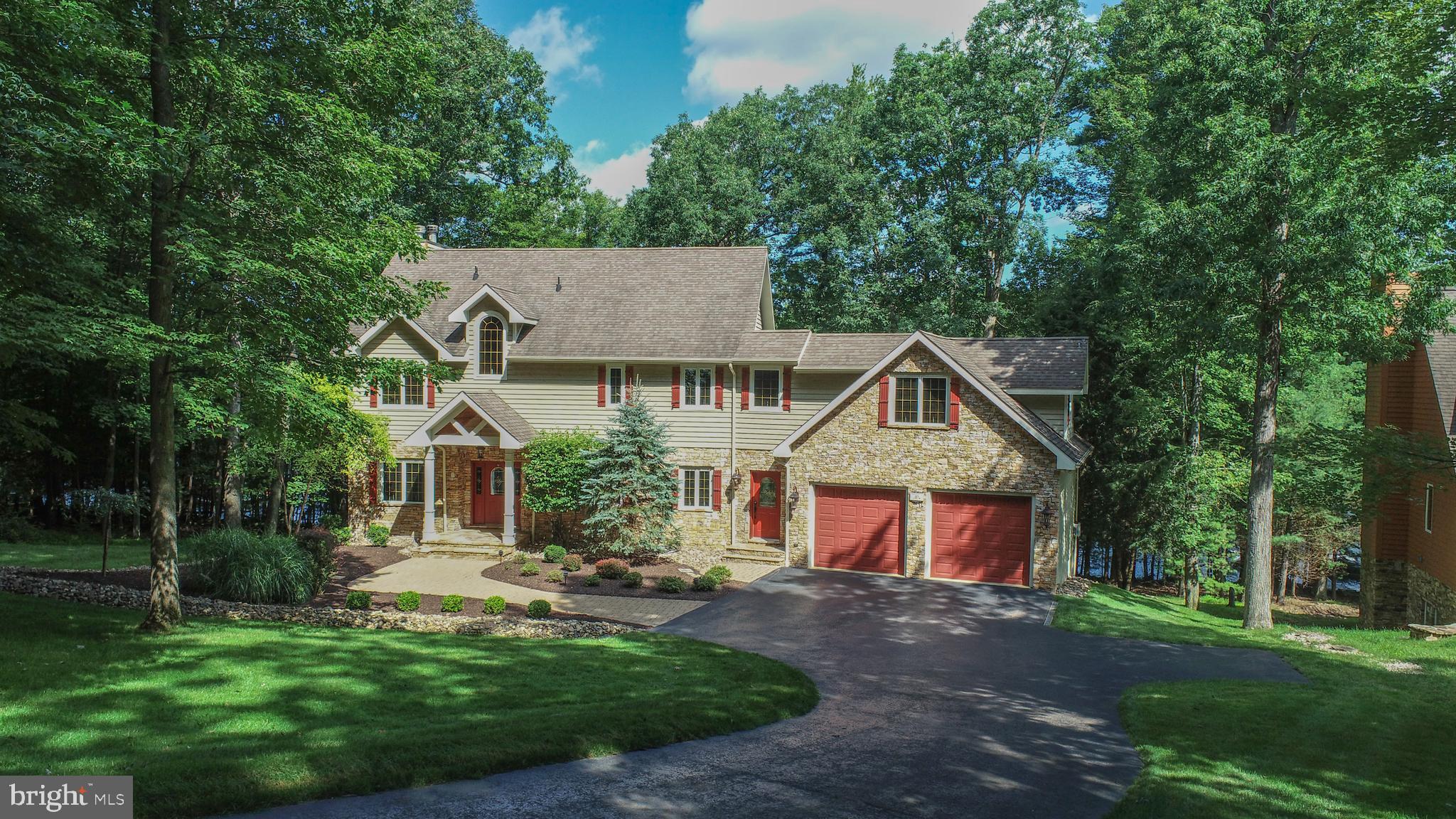 THOUSAND ACRES - Residential