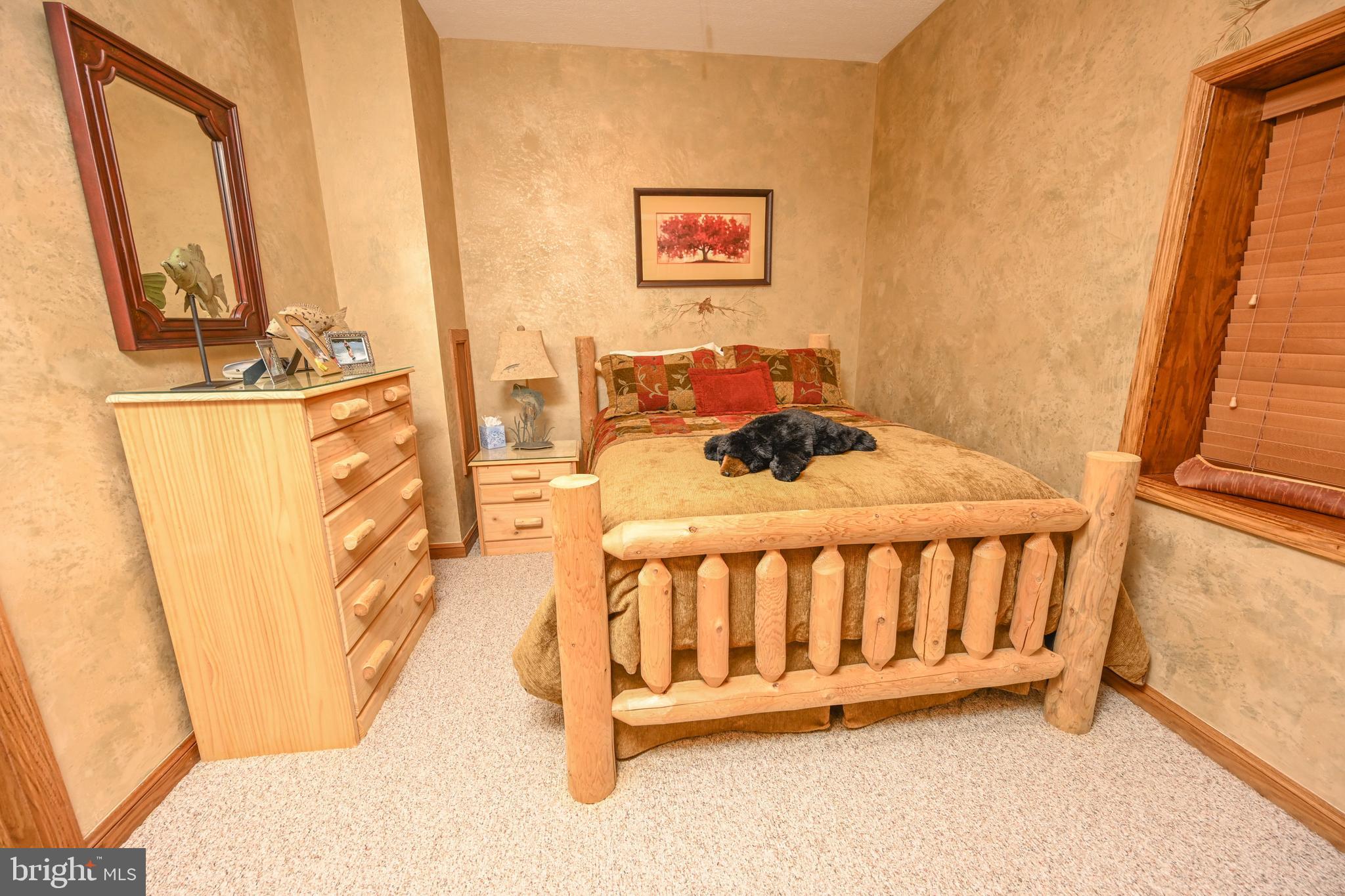 THOUSAND ACRES - Residential