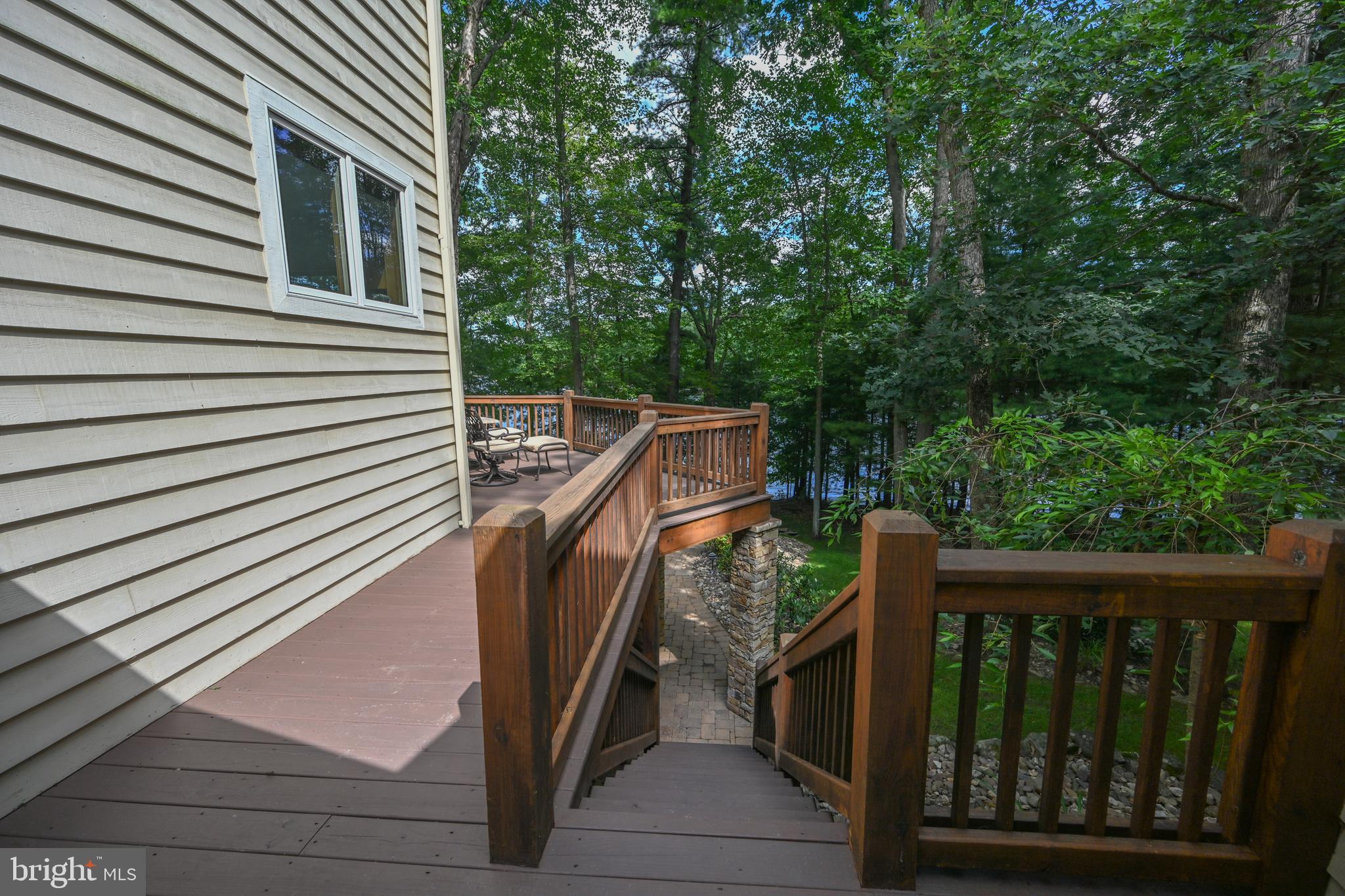 THOUSAND ACRES - Residential