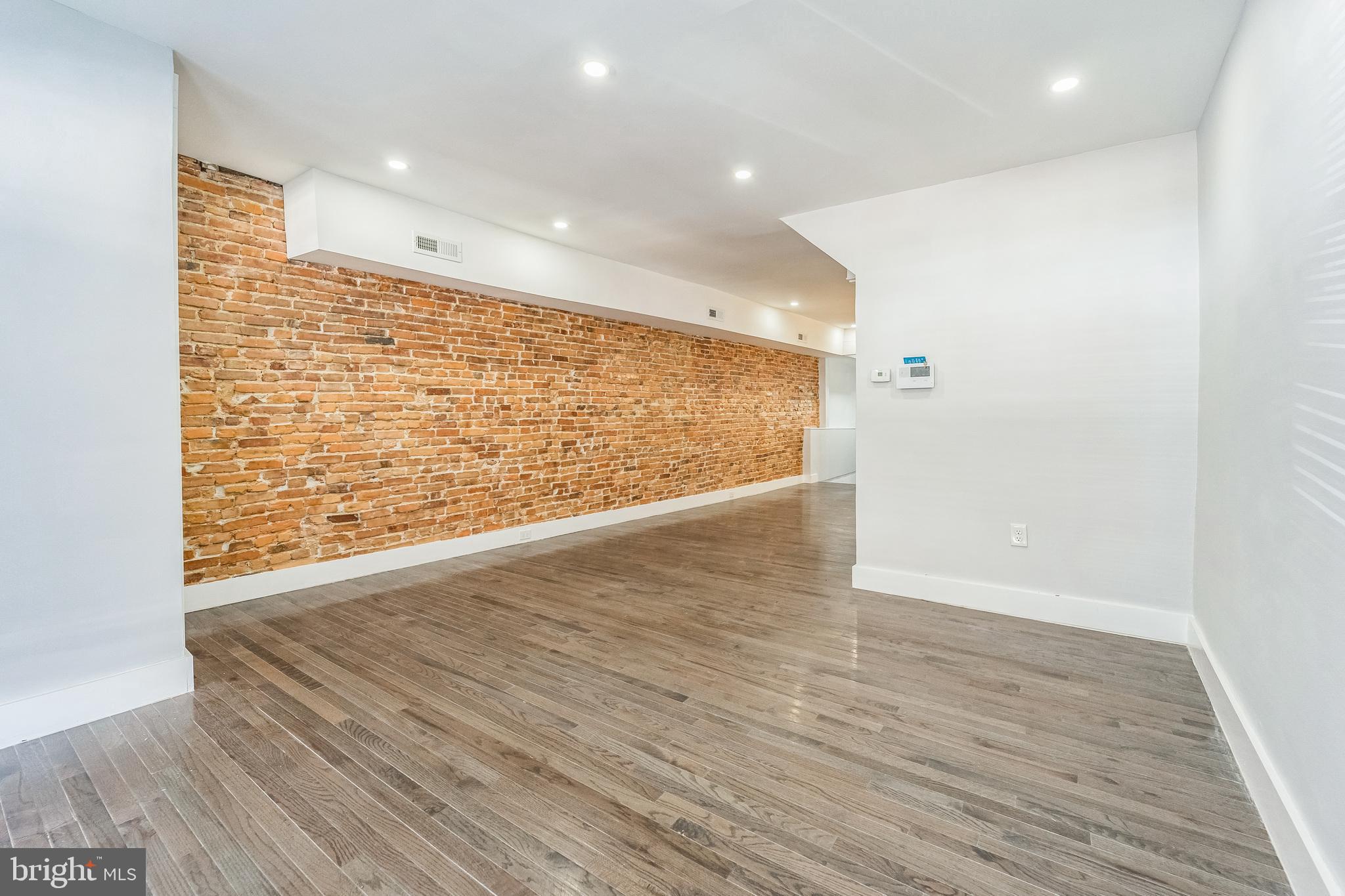 RESERVOIR HILL - Residential