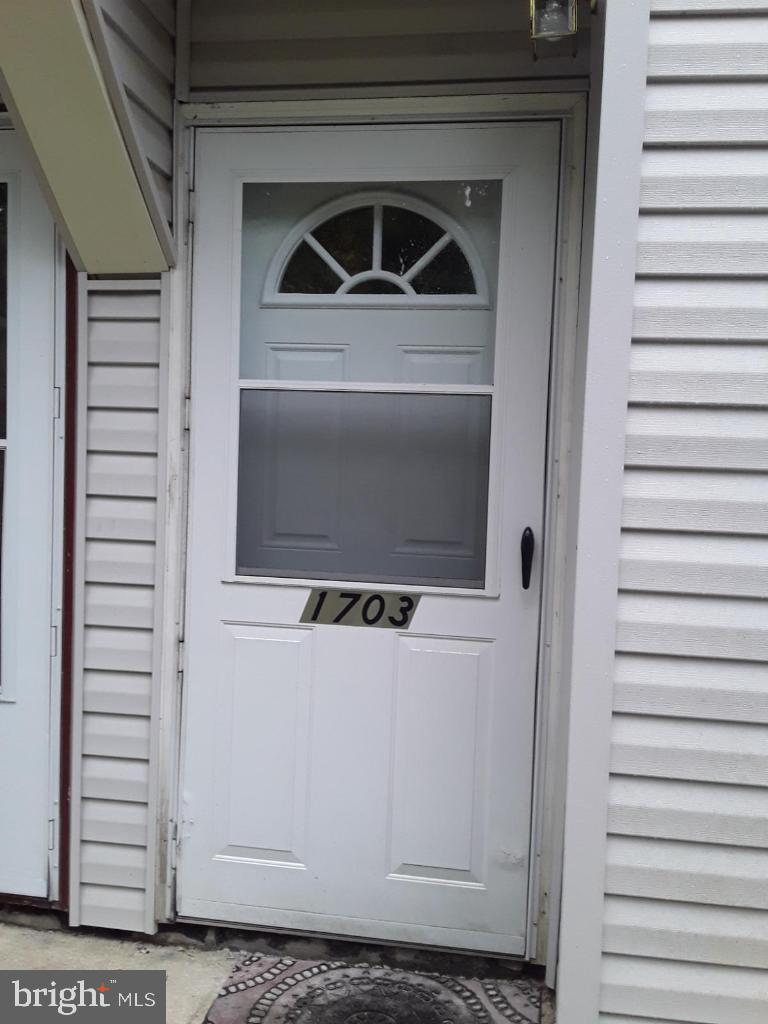 1703 BROMLEY ESTATES
