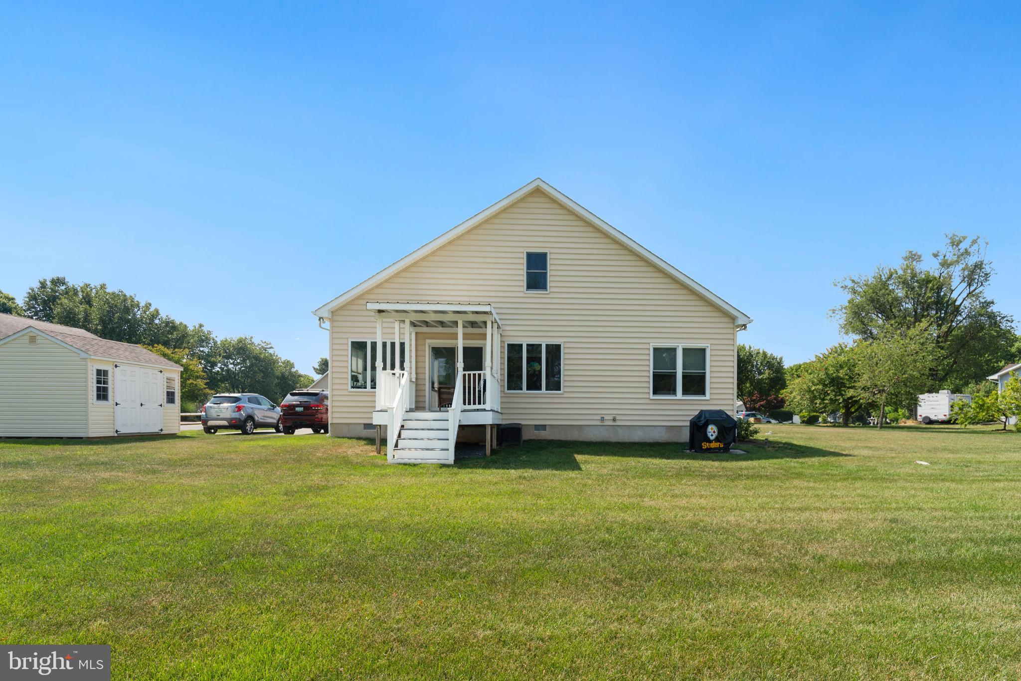 KINGSTOWNE MANOR - Residential