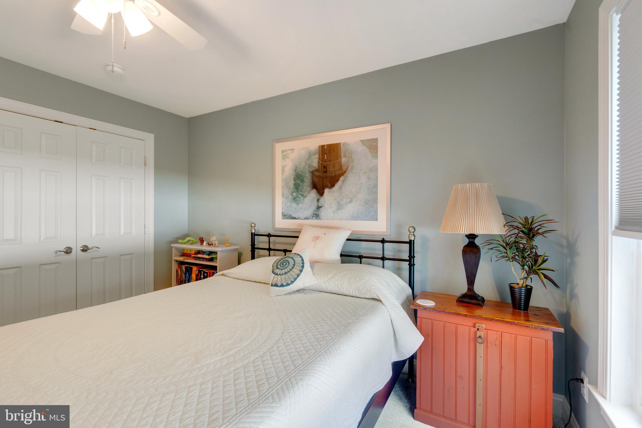 KINGSTOWNE MANOR - Residential