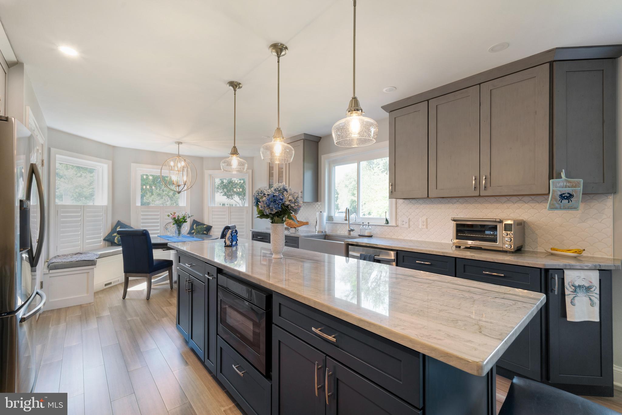 KINGSTOWNE MANOR - Residential