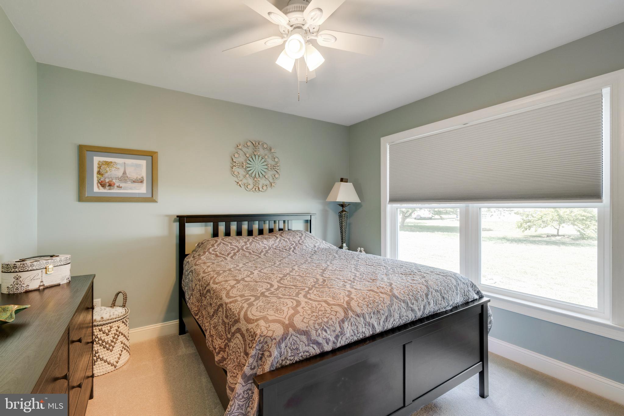 KINGSTOWNE MANOR - Residential