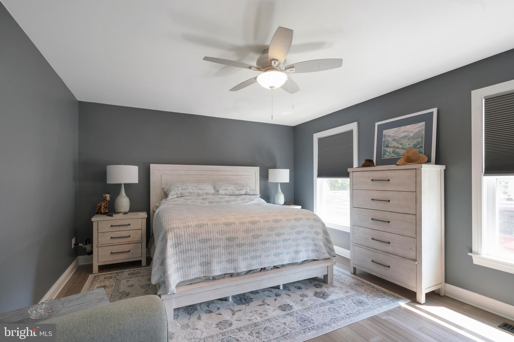 KINGSTOWNE MANOR - Residential