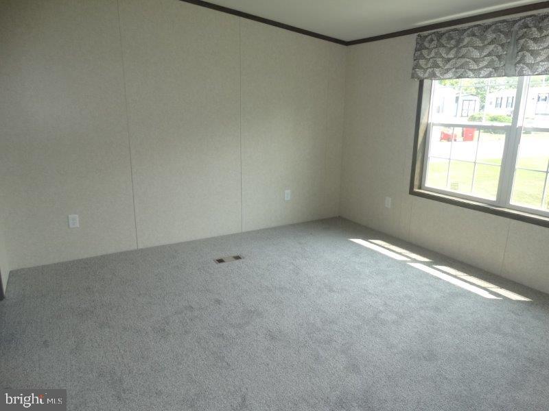 COLONIAL ESTATES - Residential