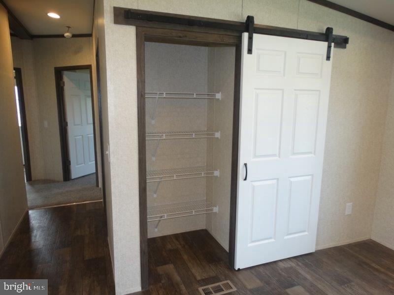 COLONIAL ESTATES - Residential