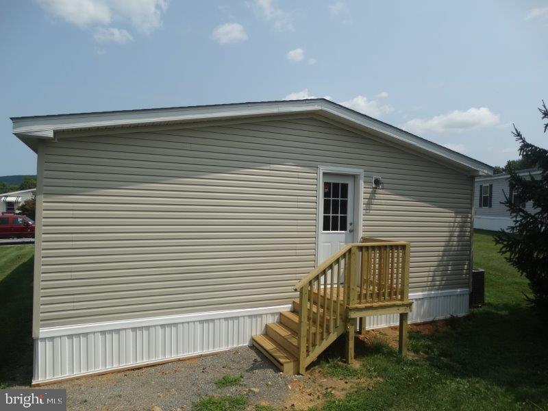 COLONIAL ESTATES - Residential