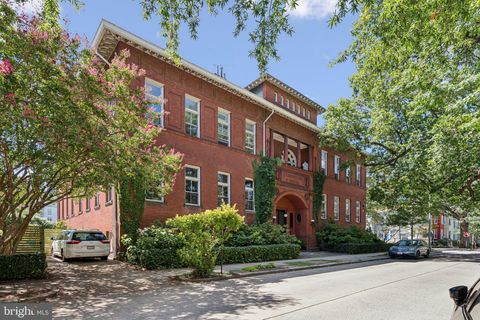 111 QUINCY PLACE NE 3 WASHINGTON DC 20002
