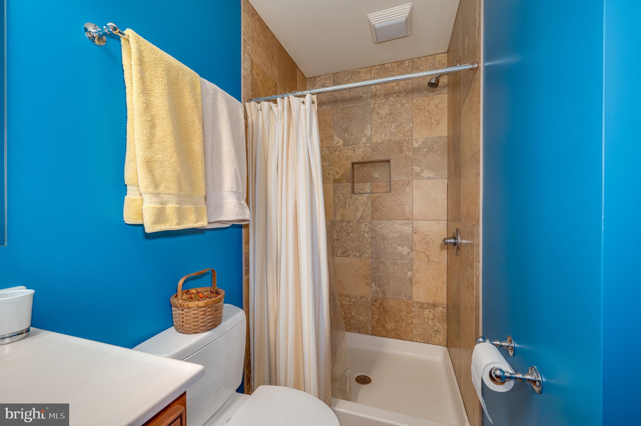 THE SUMMIT AT LOST RIVER - Residential