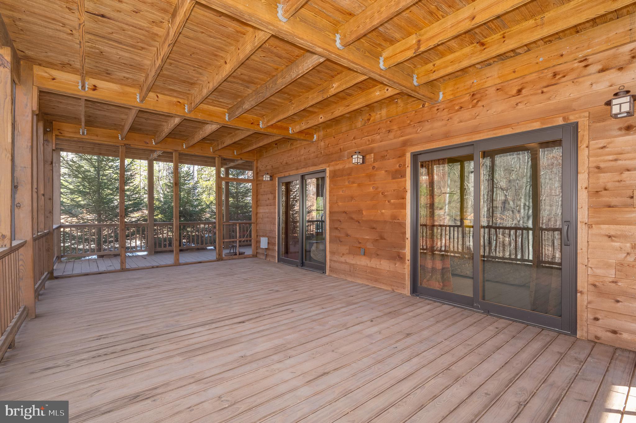 THE SUMMIT AT LOST RIVER - Residential