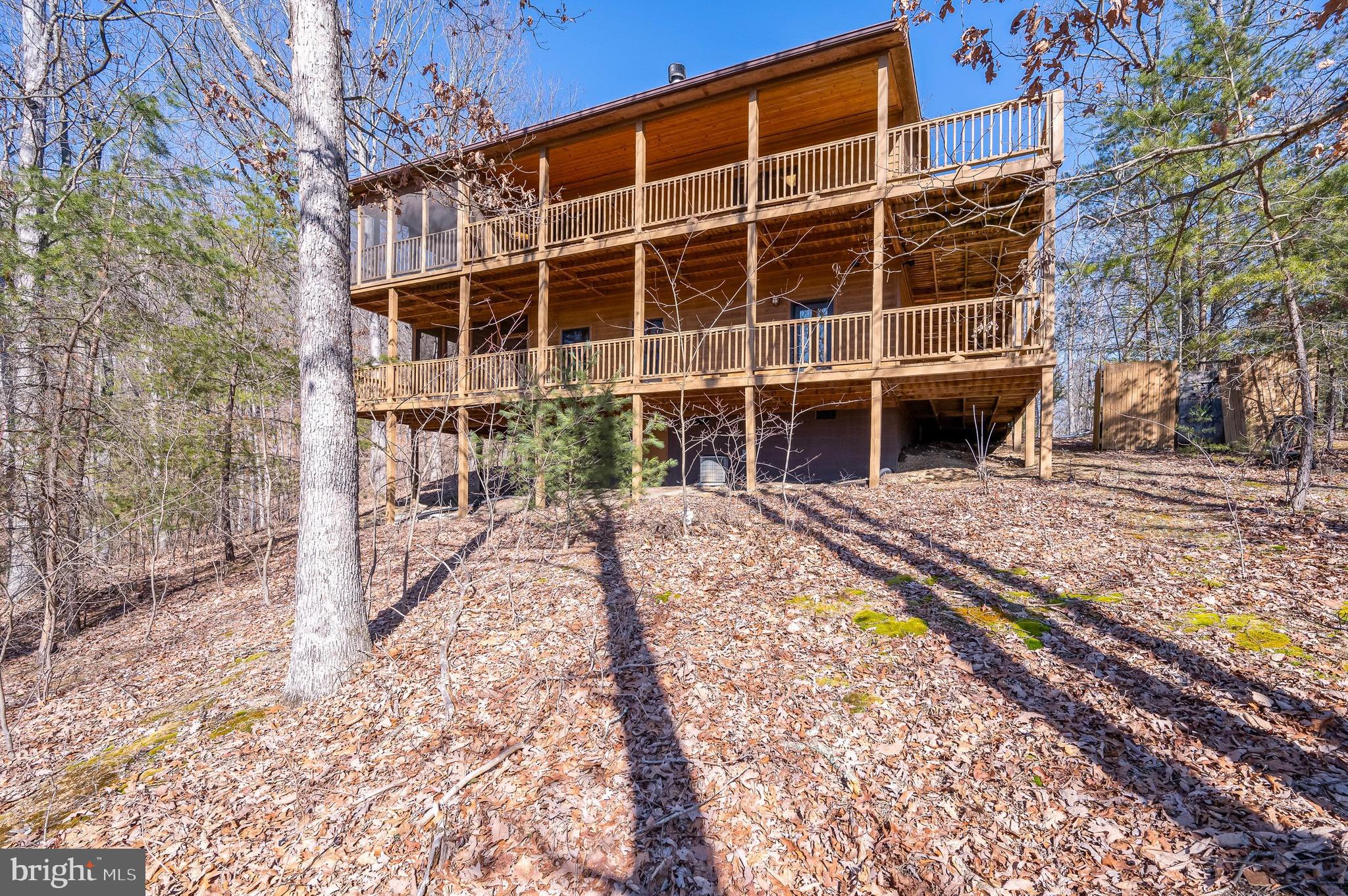 THE SUMMIT AT LOST RIVER - Residential