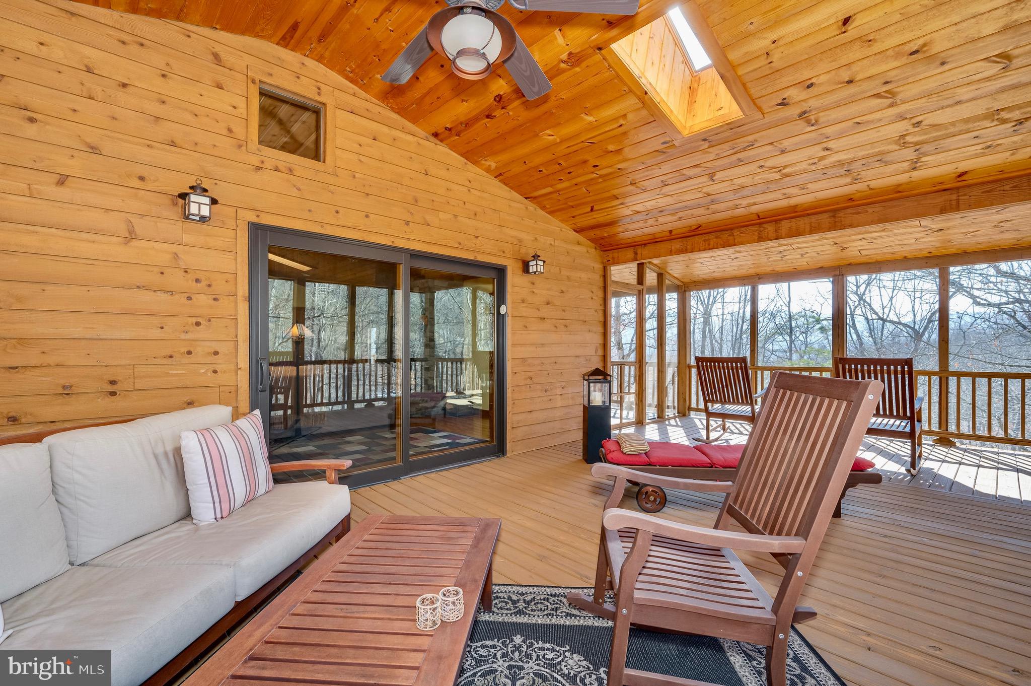 THE SUMMIT AT LOST RIVER - Residential