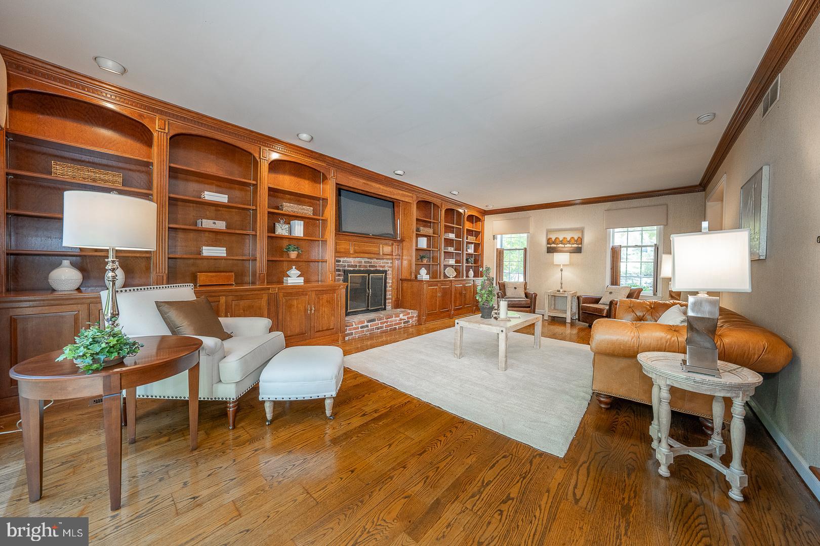 STONEGATE - Residential