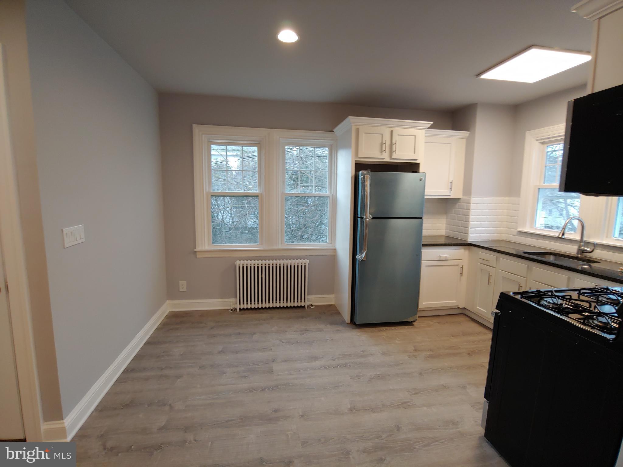 LAUREL - Residential Lease