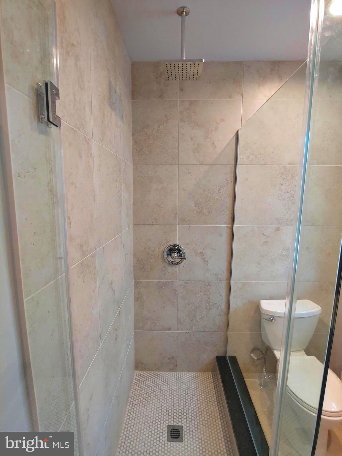 LAUREL - Residential Lease