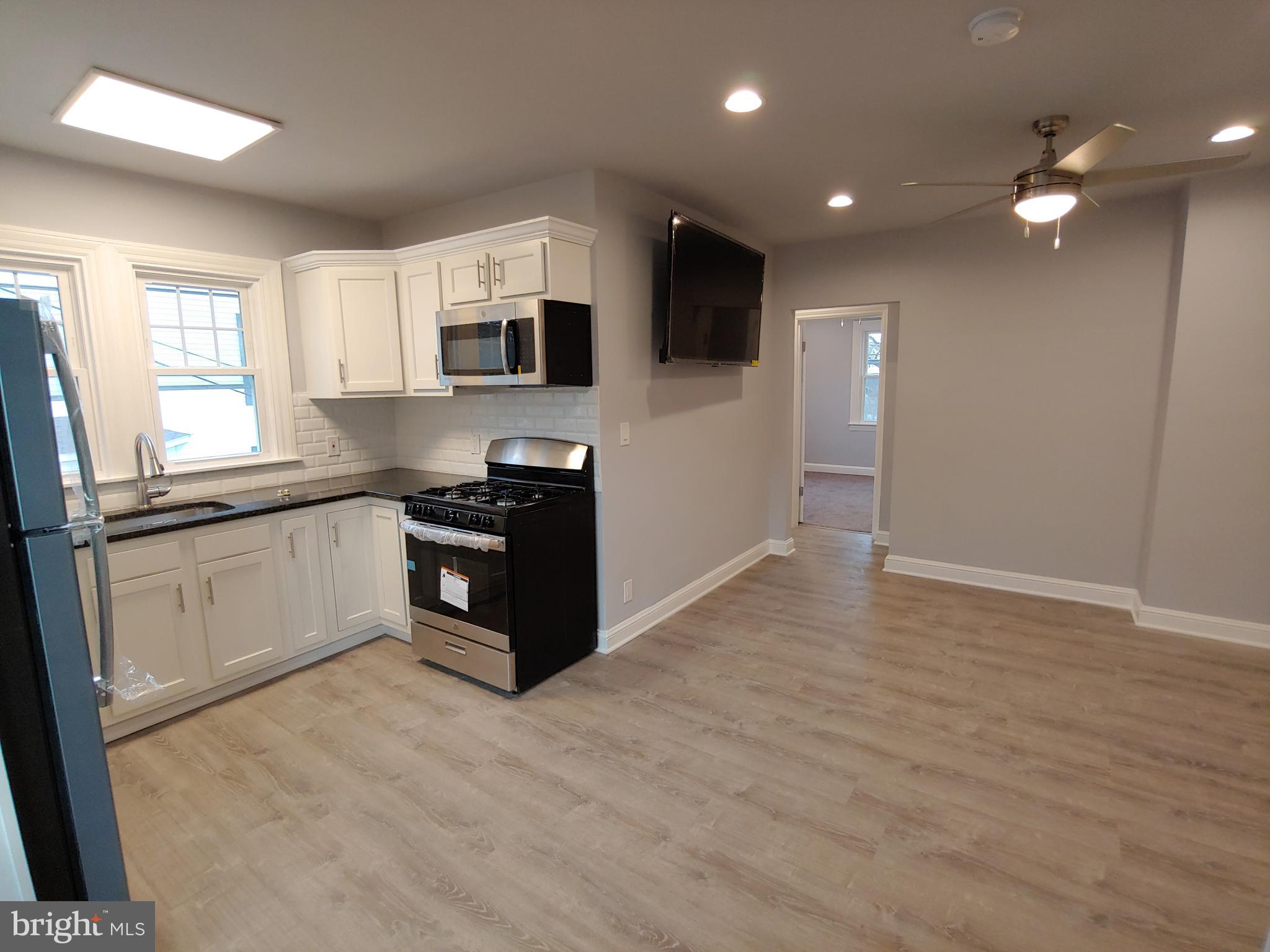 LAUREL - Residential Lease