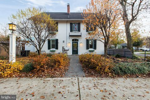 109 PENN STREET RIVERTON NJ 08077