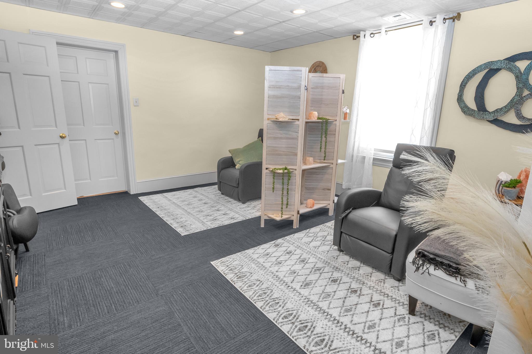 POTTSTOWN - Commercial Sale