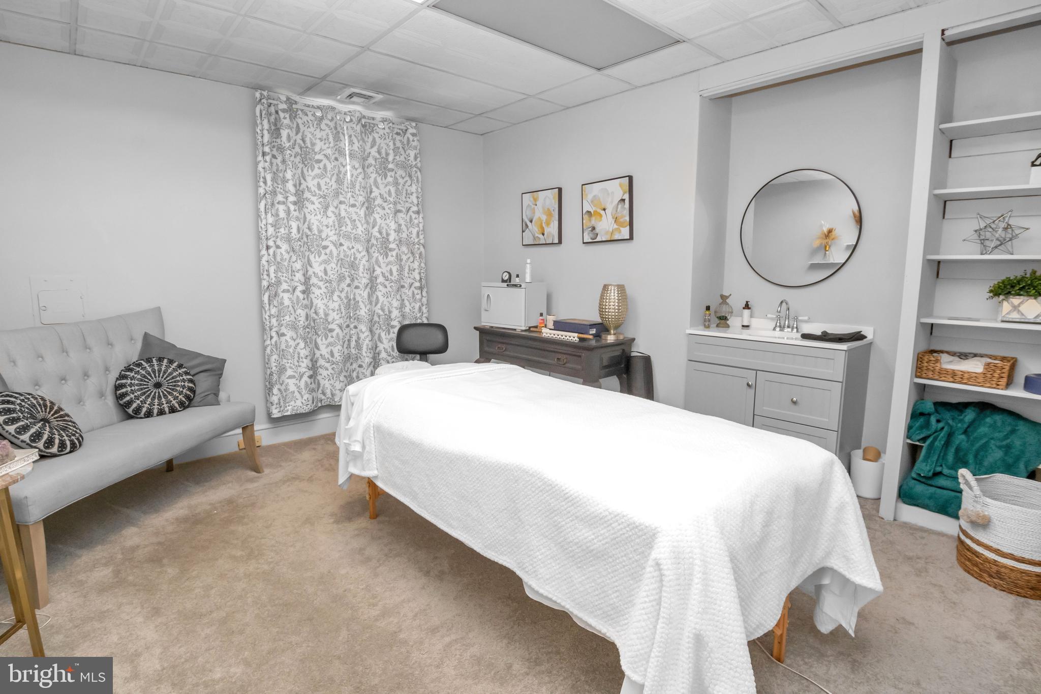 POTTSTOWN - Commercial Sale