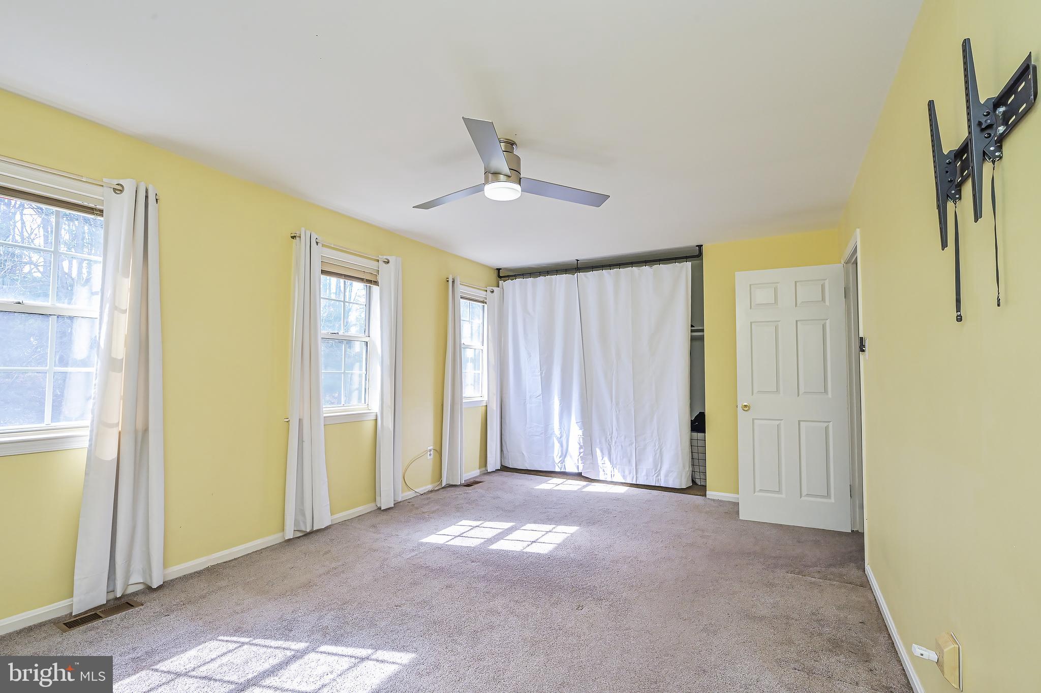 WOODWALK - Residential Lease