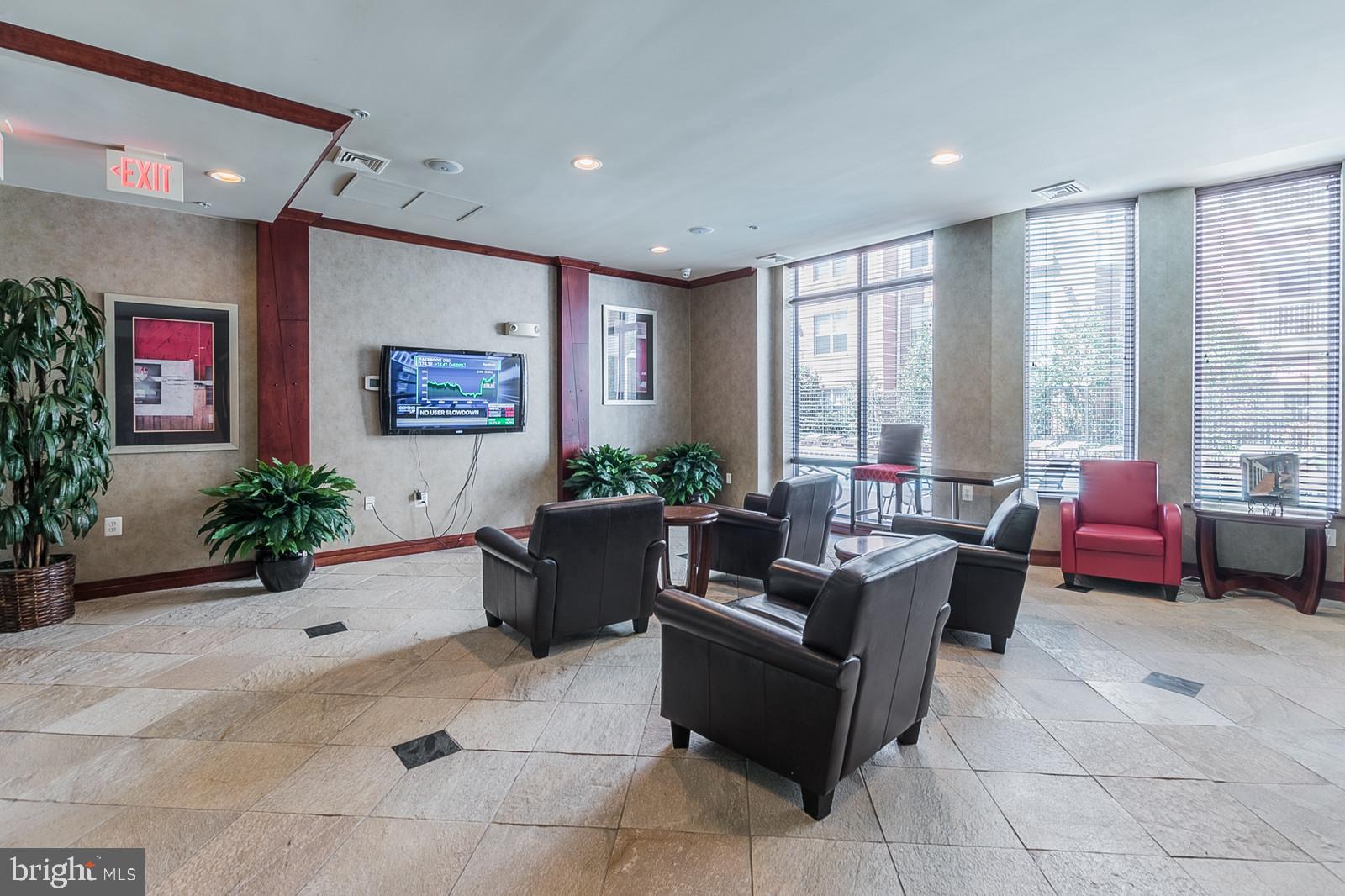 MARQUIS AT VIENNA STATION - Residential