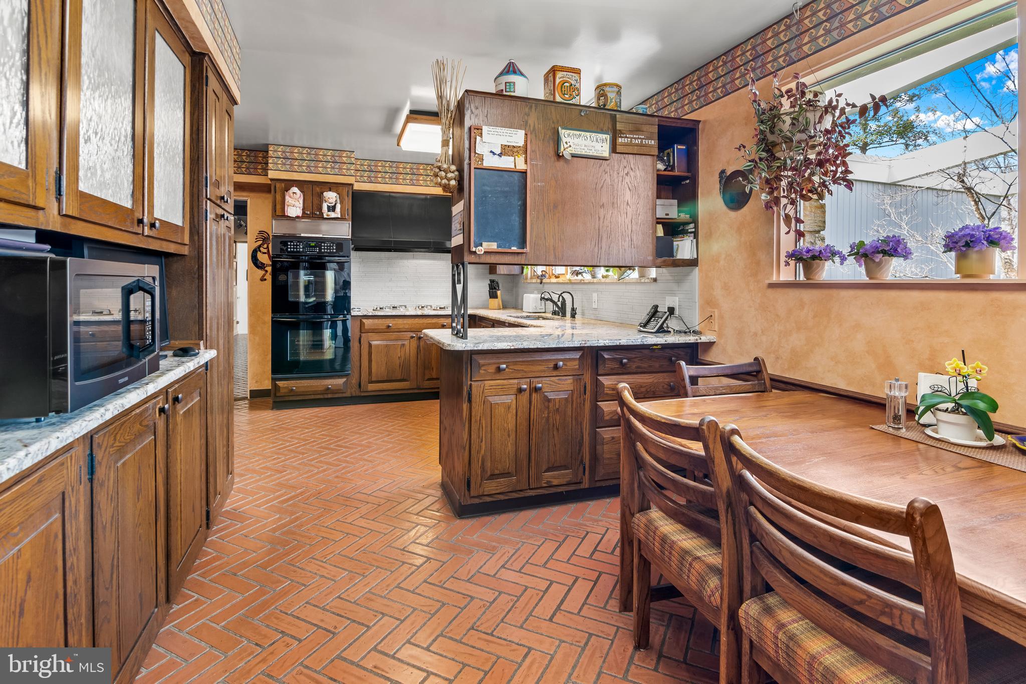 DUMBARTON - Residential