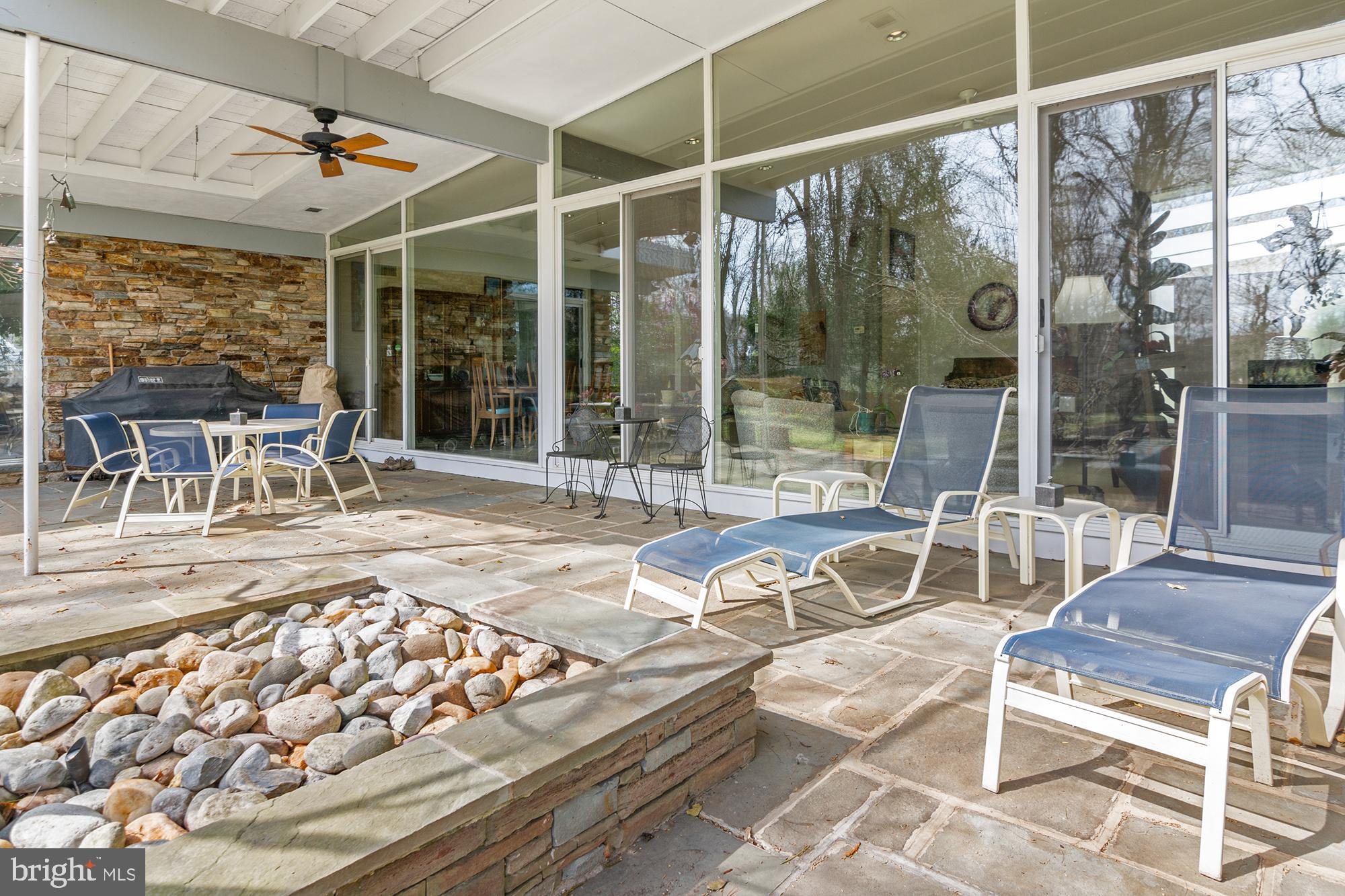 DUMBARTON - Residential