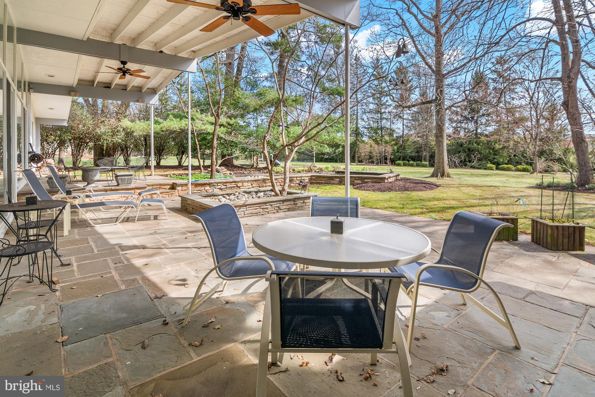 DUMBARTON - Residential