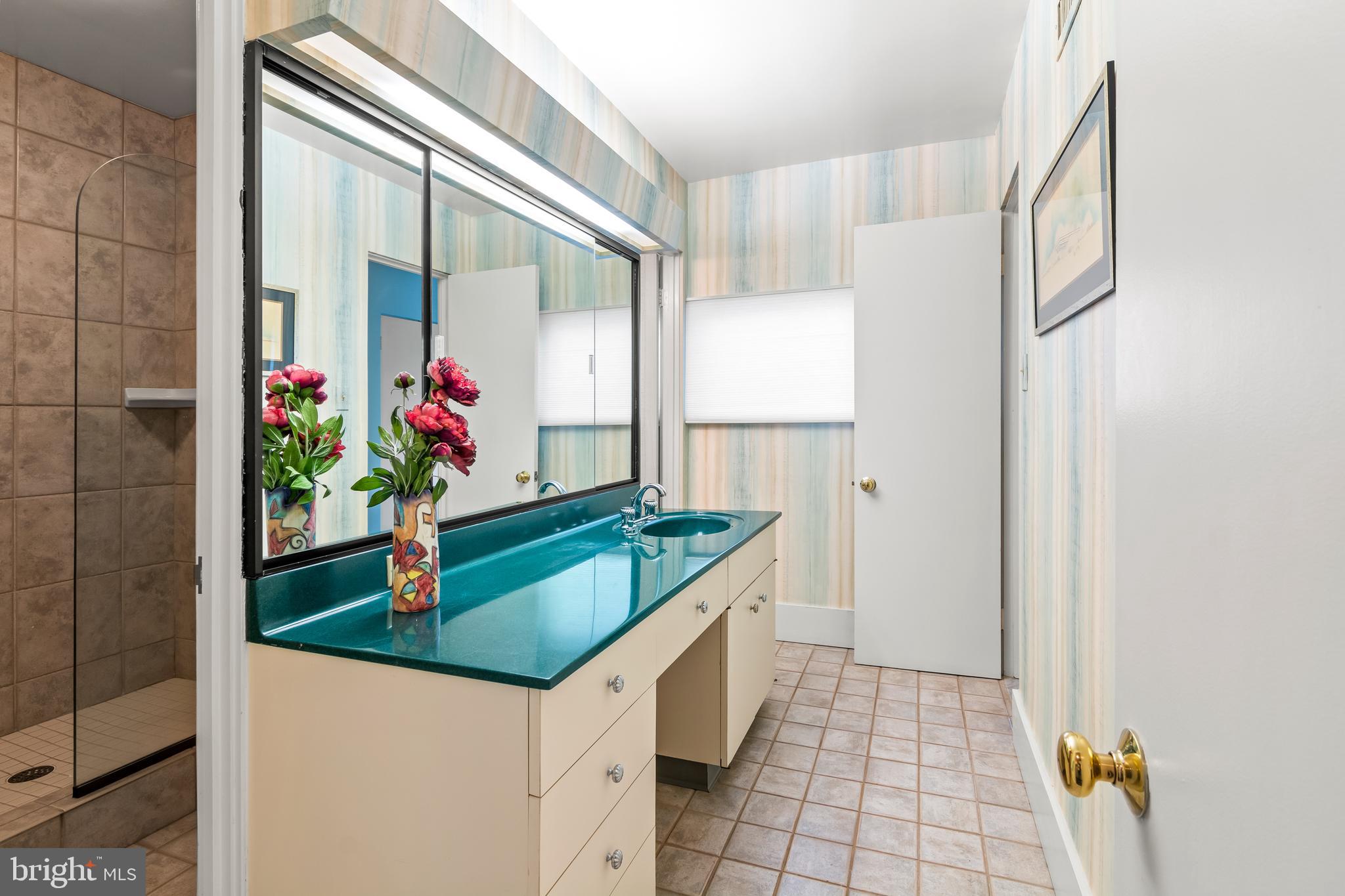 DUMBARTON - Residential