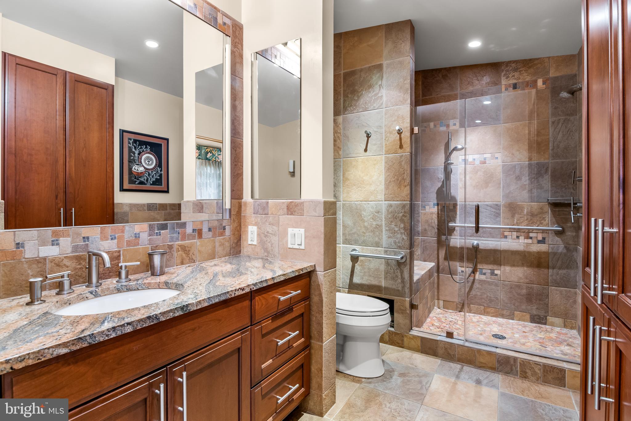 DUMBARTON - Residential