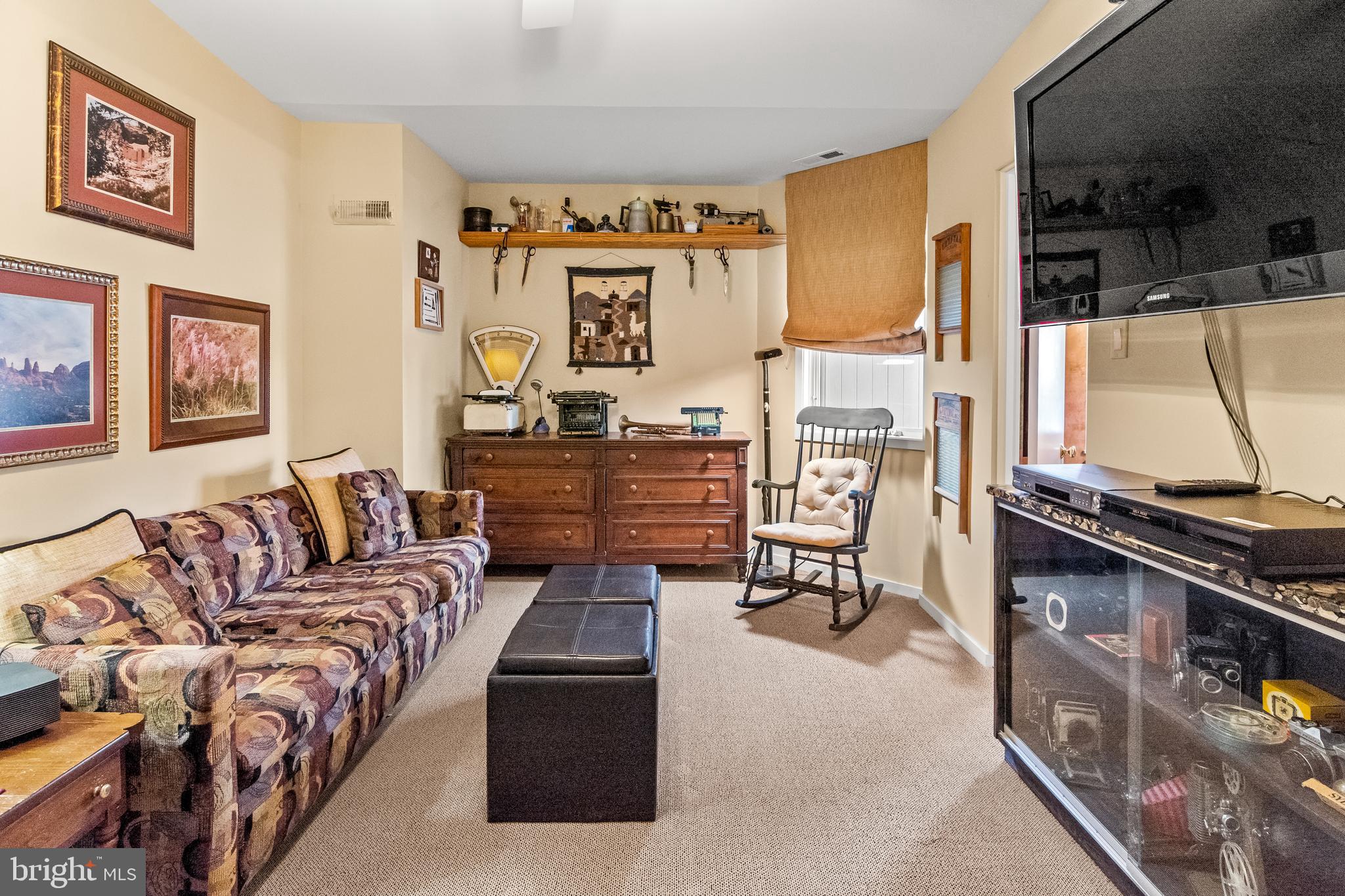 DUMBARTON - Residential