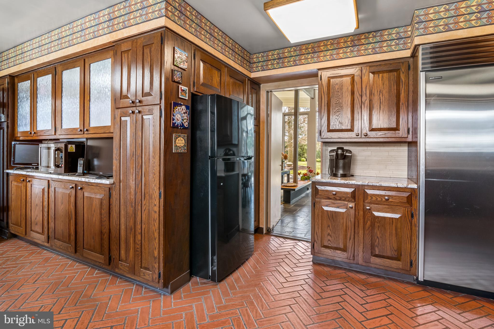 DUMBARTON - Residential