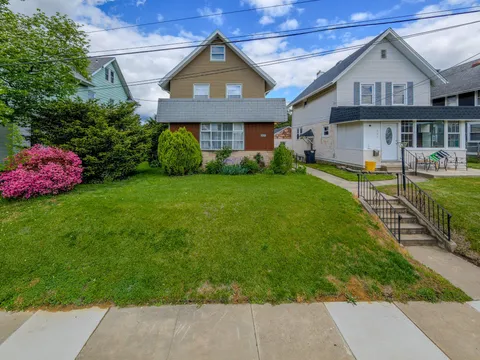 627 W Gardner Avenue, Glenolden, PA 19036 - MLS#: PADE2114084