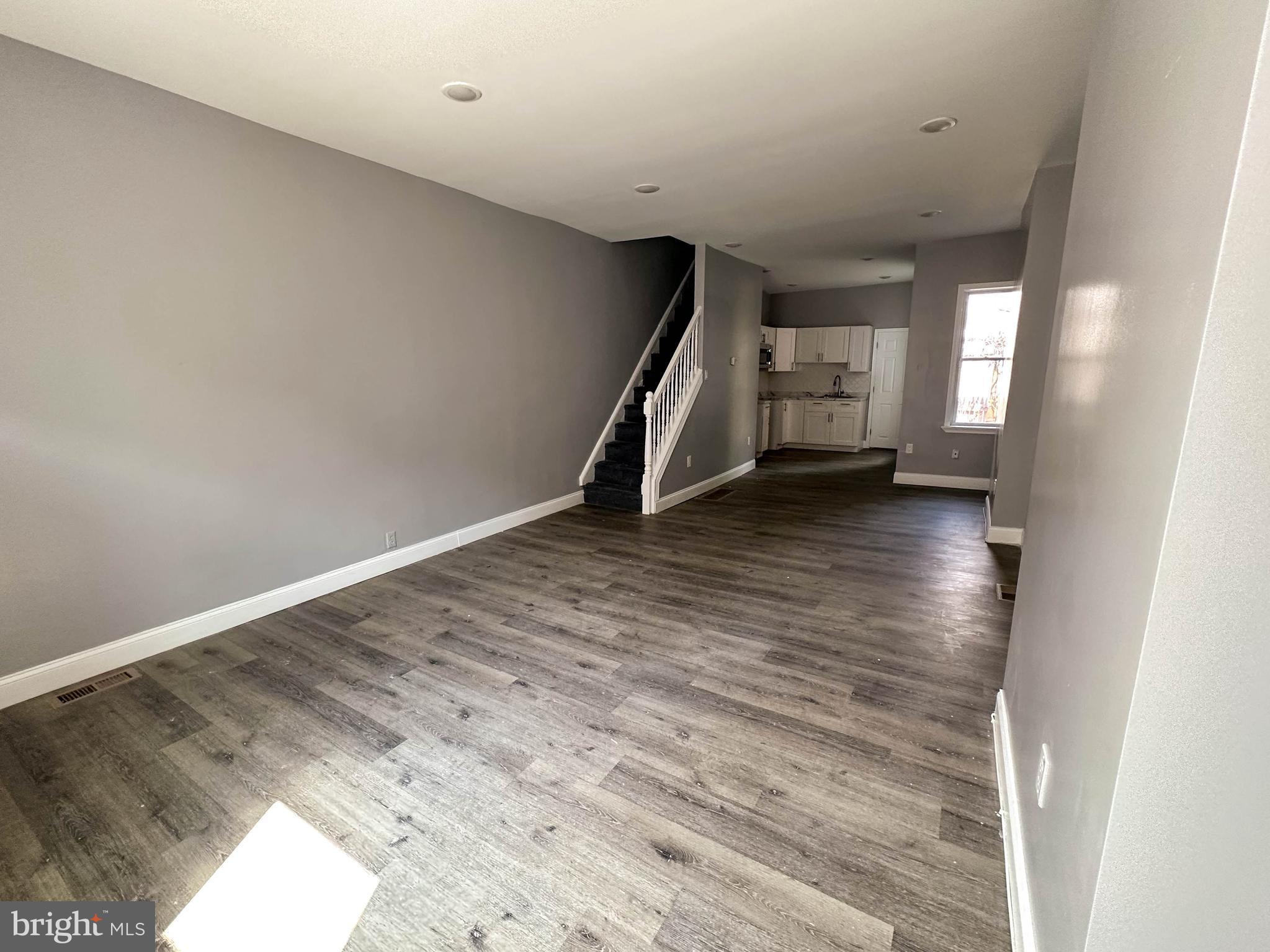 KENSINGTON - Residential Lease
