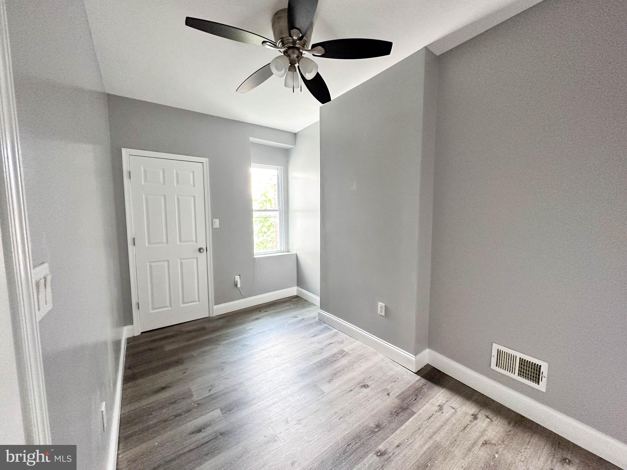 KENSINGTON - Residential Lease