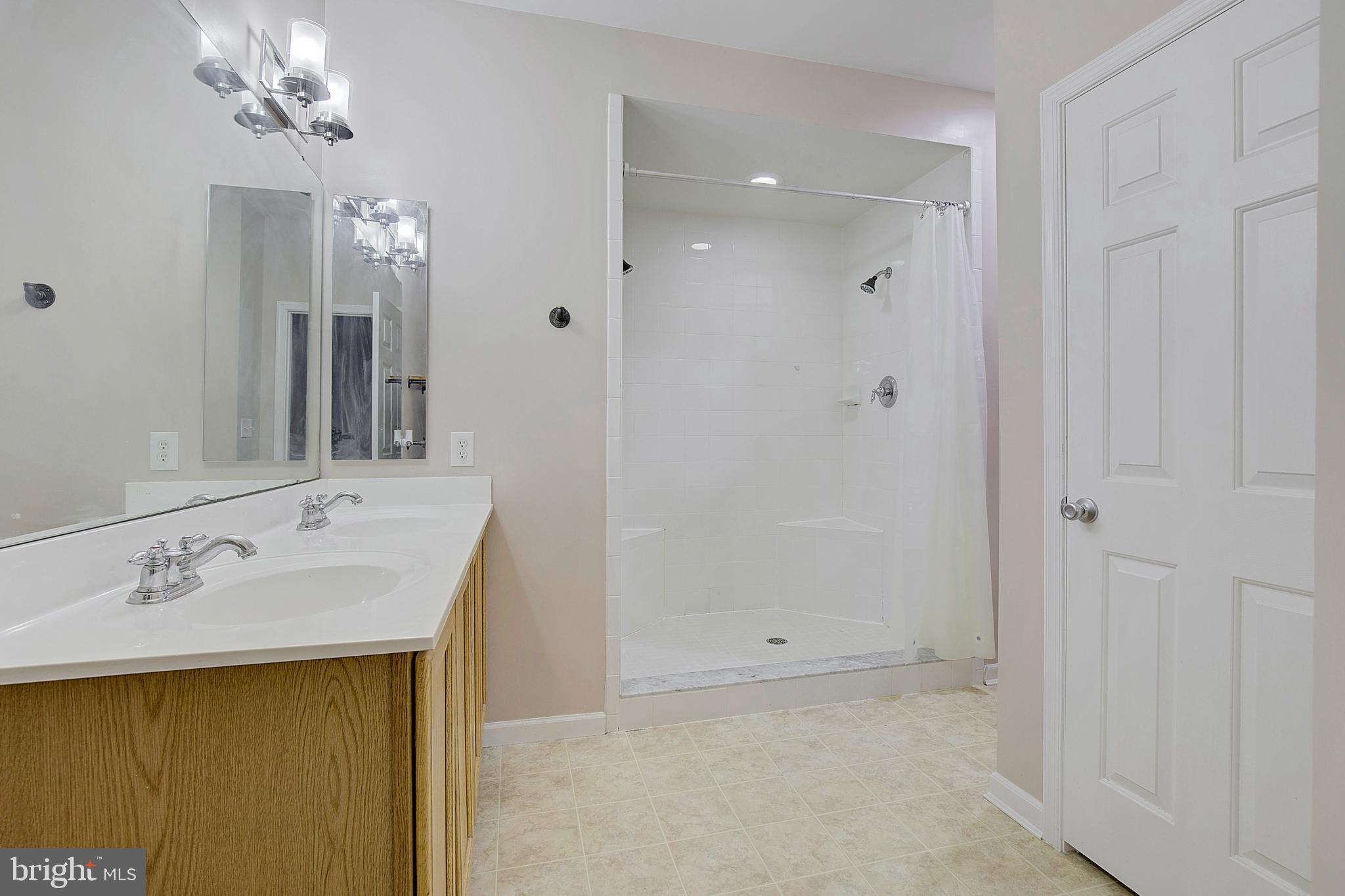 RICHFIELD STATION VILLAGE - Residential