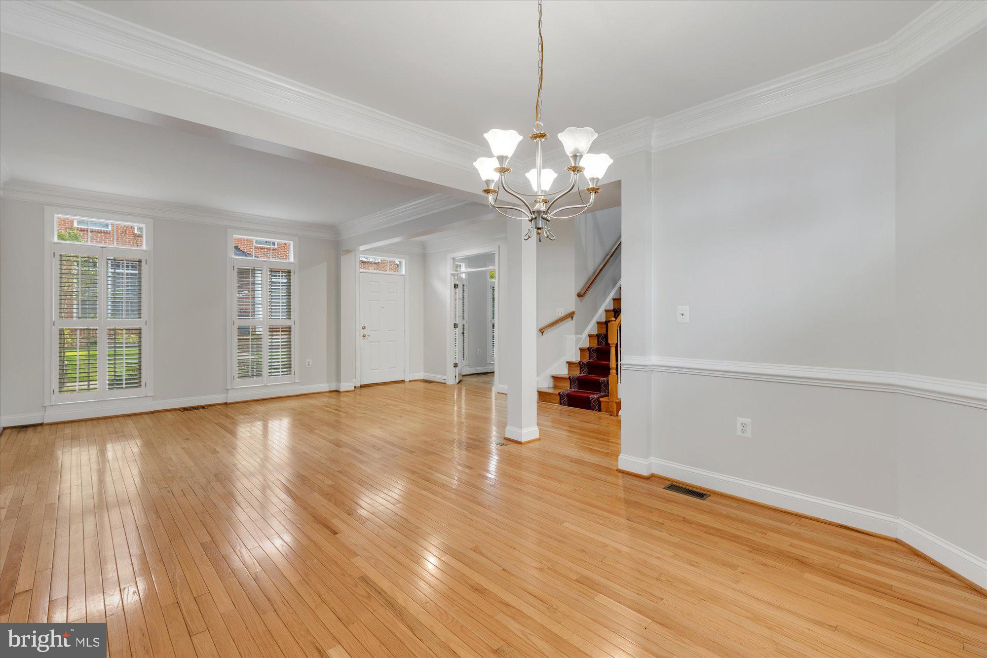 RILEY - Residential Lease