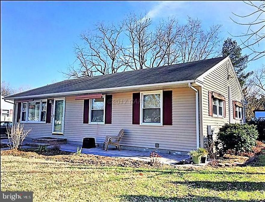 Meticulously maintained 3 bedroom rancher nestled on a .23 acre lot that has been remodeled through the years. Large living room which opens to the dining room. From the dining room, look into the kitchen through the opening or gaze out the large window to the partially fenced backyard. Plenty of storage in the full size basement. Outside, relax on the large back deck or the front landscaped area. Close to SU, restaurants, and shopping.